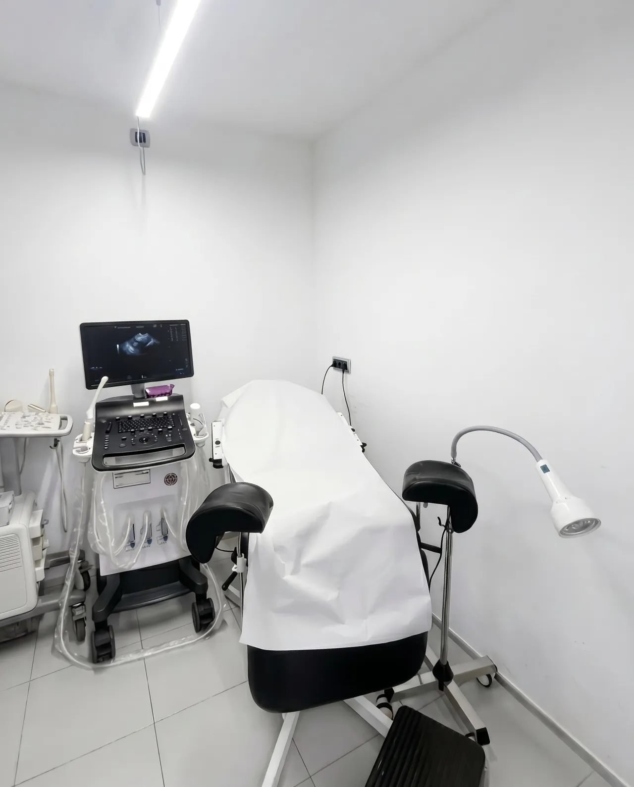 Sala de consulta médica equipada por Medibs